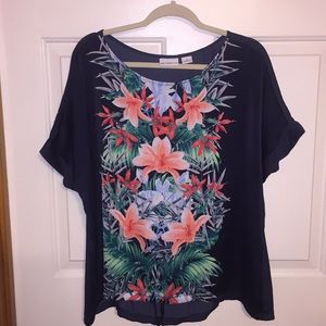 Liz Claiborne Xl navy blouse. NWOT. Never worn